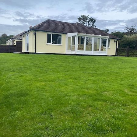 Bungalow In Pillaton Saltash Exterior photo
