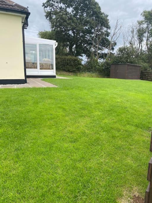 Bungalow In Pillaton Saltash Exterior photo